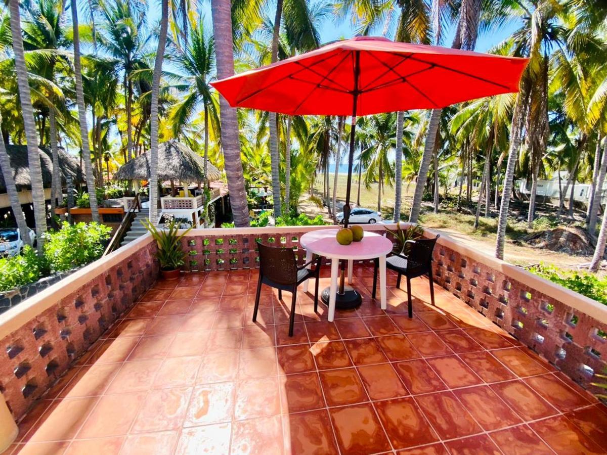 Bungalows Tree Tops - Adults Only 锡瓦塔塔内霍 外观 照片