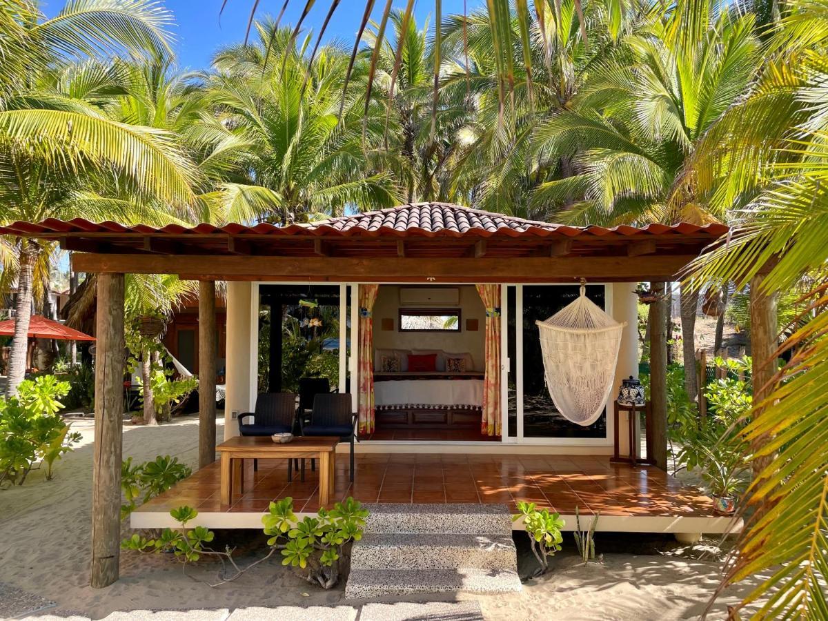 Bungalows Tree Tops - Adults Only 锡瓦塔塔内霍 外观 照片